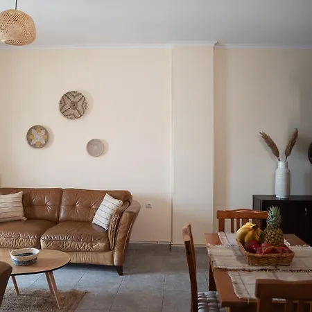 Destino Overlooking The Venetian Port Of Chania Apartment *