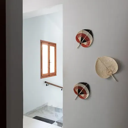 Destino Overlooking The Venetian Port Of Chania Apartment *
