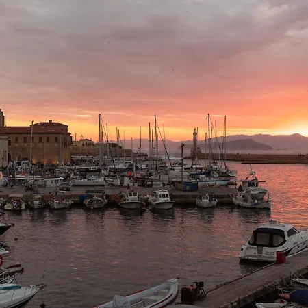 Destino Overlooking The Venetian Port Of Chania