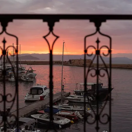 Destino Overlooking The Venetian Port Of Chania Apartment